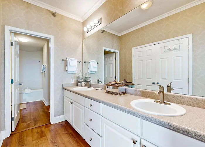 Beachfront With Gulf View & Shared Pools & Hot Tubs - Snowbirds Welcome