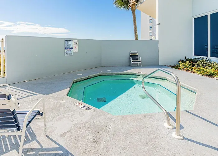 Beachfront With Gulf View & Shared Pools & Hot Tubs - Snowbirds Welcome Holiday home